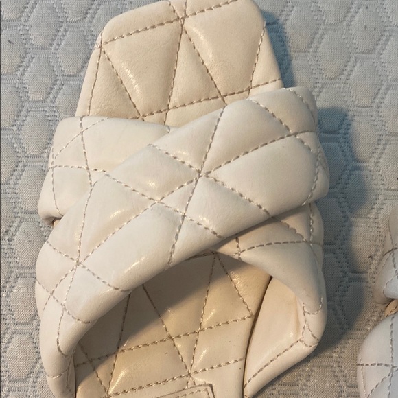 Zara Cream Quilted Slide Sandals - Picture 3 of 6